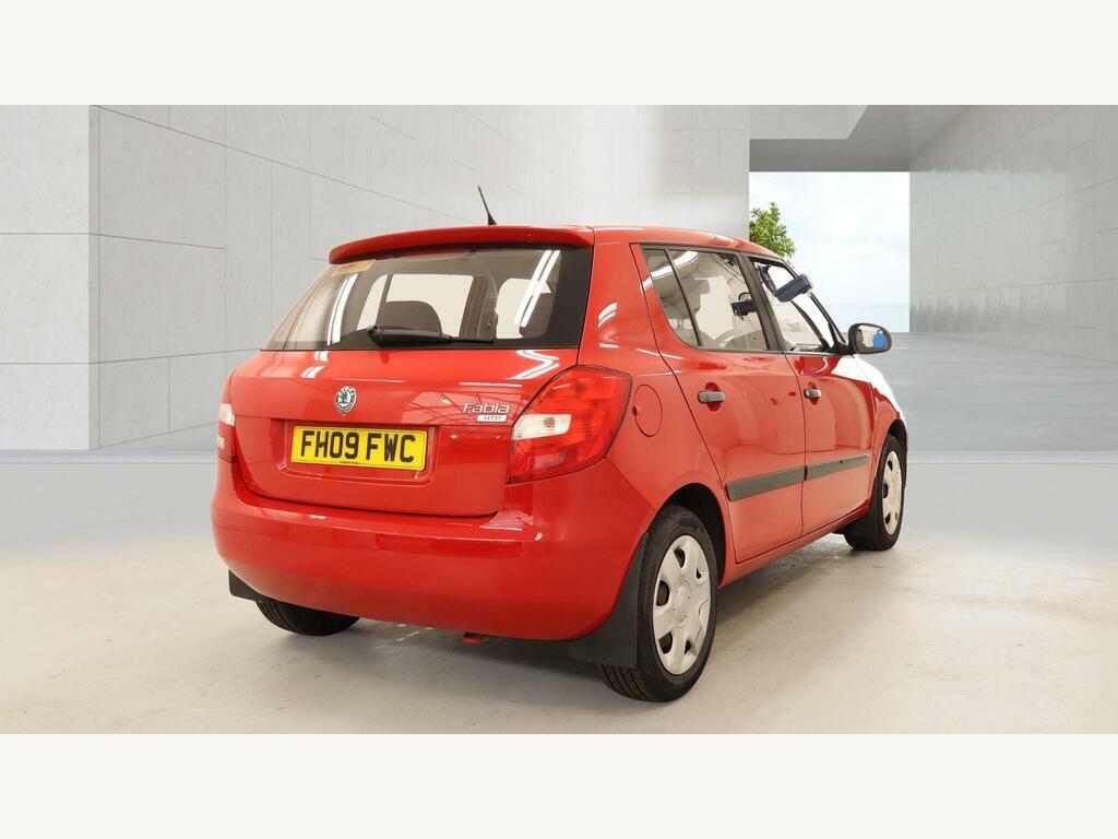 Skoda Fabia 1.6 16V 1 Tiptronic Black #9