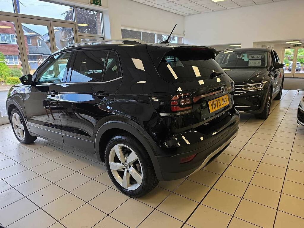Volkswagen T-Cross 1.5 Tsi Evo Sel Dsg VN73JKX Black #3