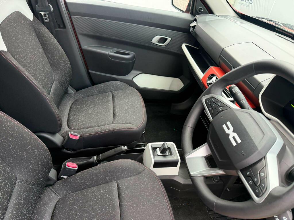 Dacia Spring 45 26.8Kwh Expression RJ26UHK Red #4