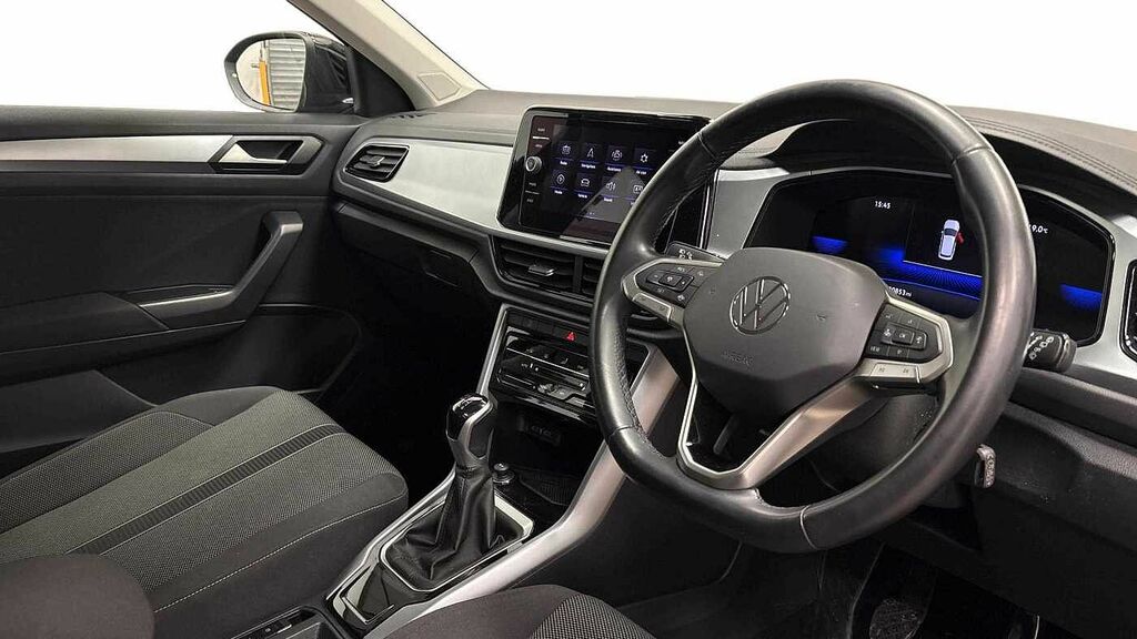Volkswagen T-Roc 1.5 Tsi Life OE72NVZ Black #6