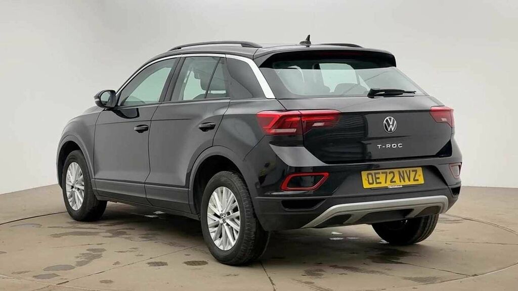 Volkswagen T-Roc 1.5 Tsi Life OE72NVZ Black #3