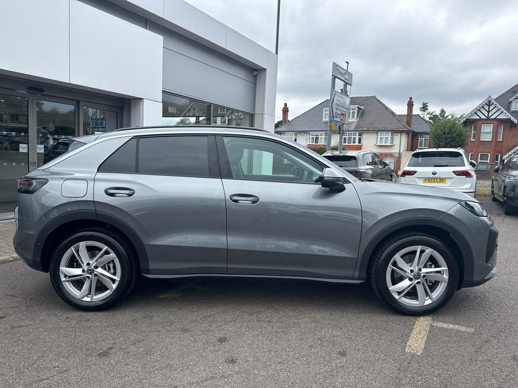 Volkswagen T-Roc 2019 69 1.5  #4