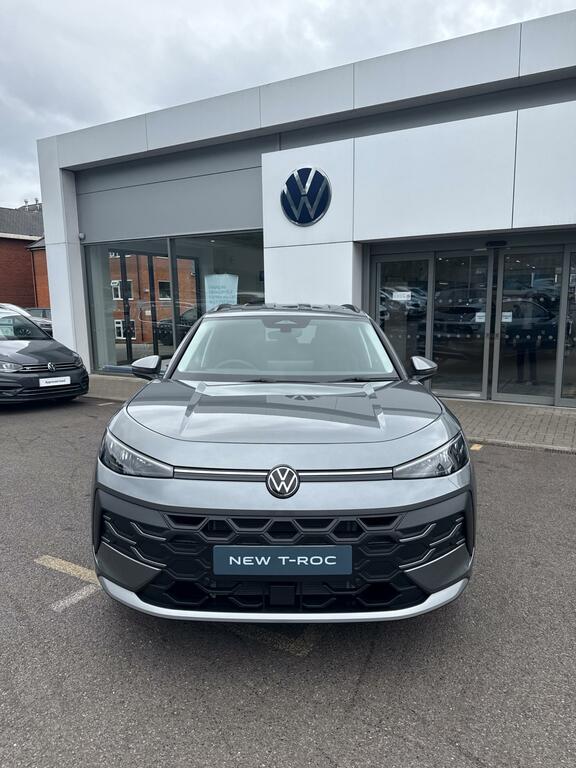 Volkswagen T-Roc 2019 69 1.5  #2
