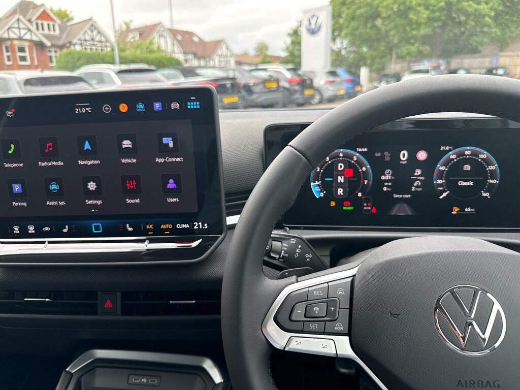 Volkswagen T-Roc 2019 69 1.5  #13
