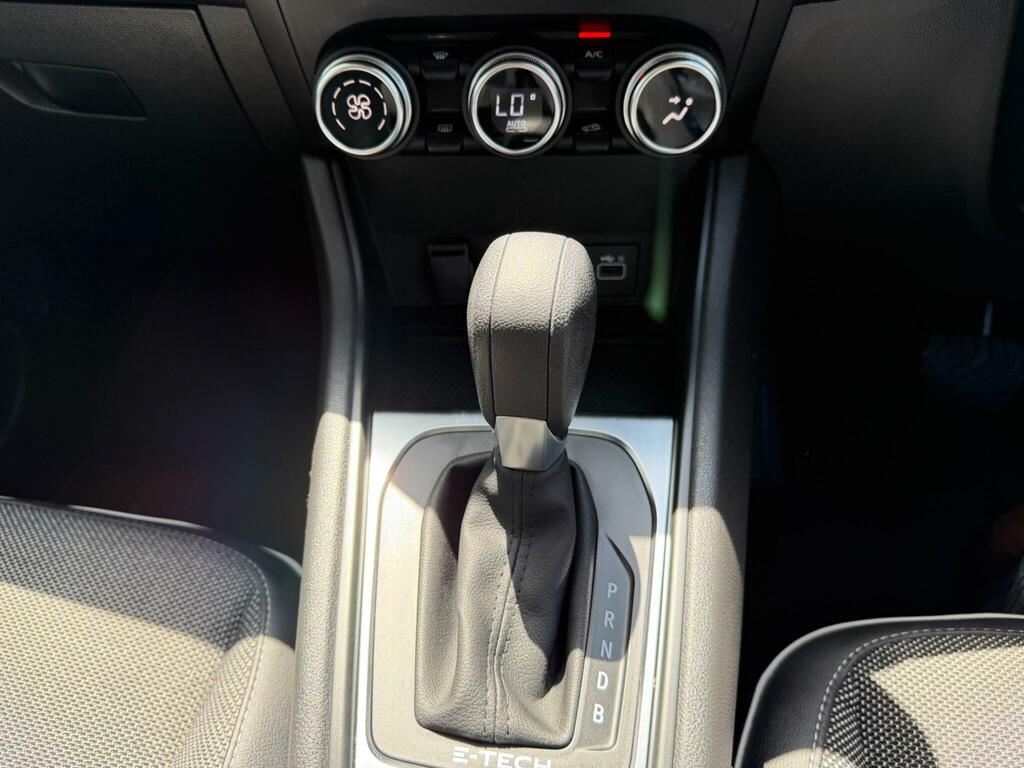 Renault Captur 1.6 E-tech Techno Euro 6 Ss RF23OUK Grey #5