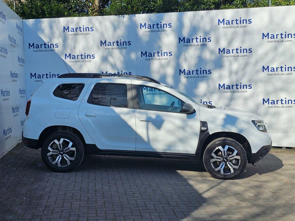 Dacia Duster 1.3 Tce Journey Upgo Euro 6 Ss RE24XBH White #4