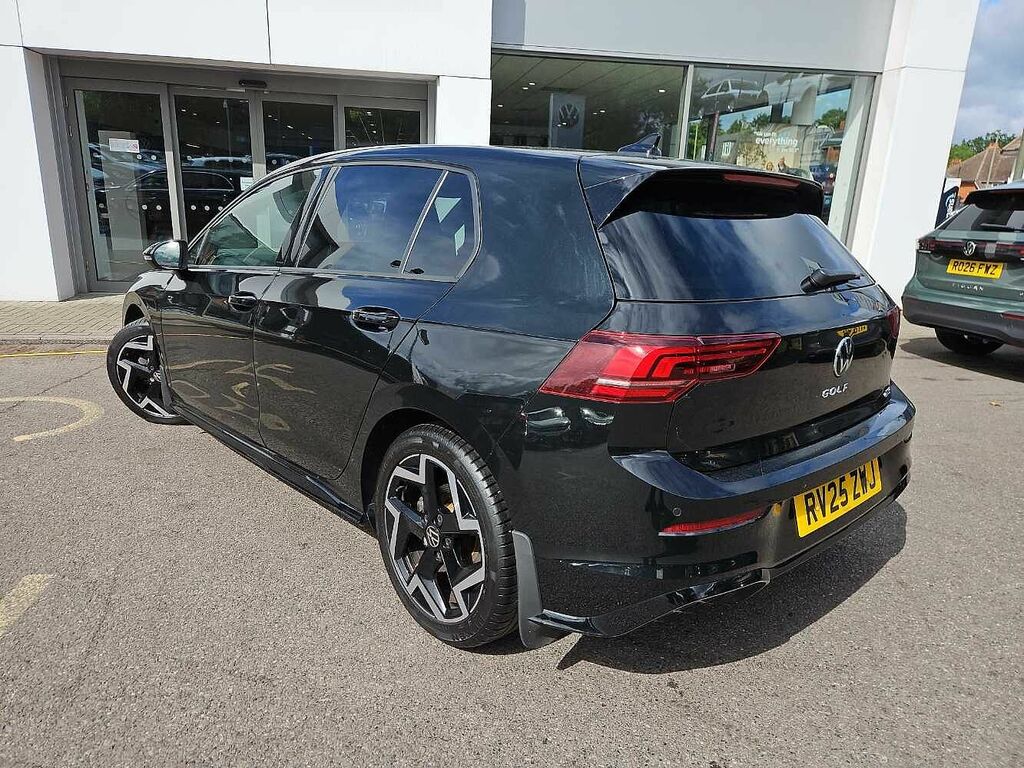 Volkswagen Golf 1.5 Etsi 150 R-line Dsg RV25ZWJ Black #3