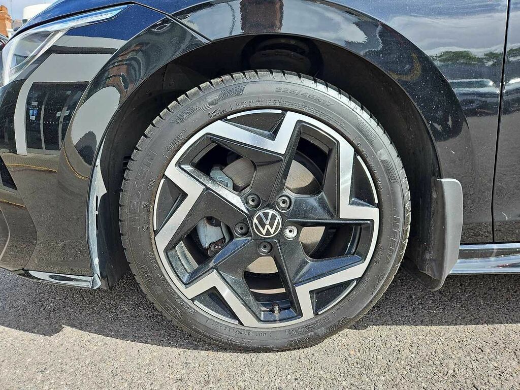 Volkswagen Golf 1.5 Etsi 150 R-line Dsg RV25ZWJ Black #5