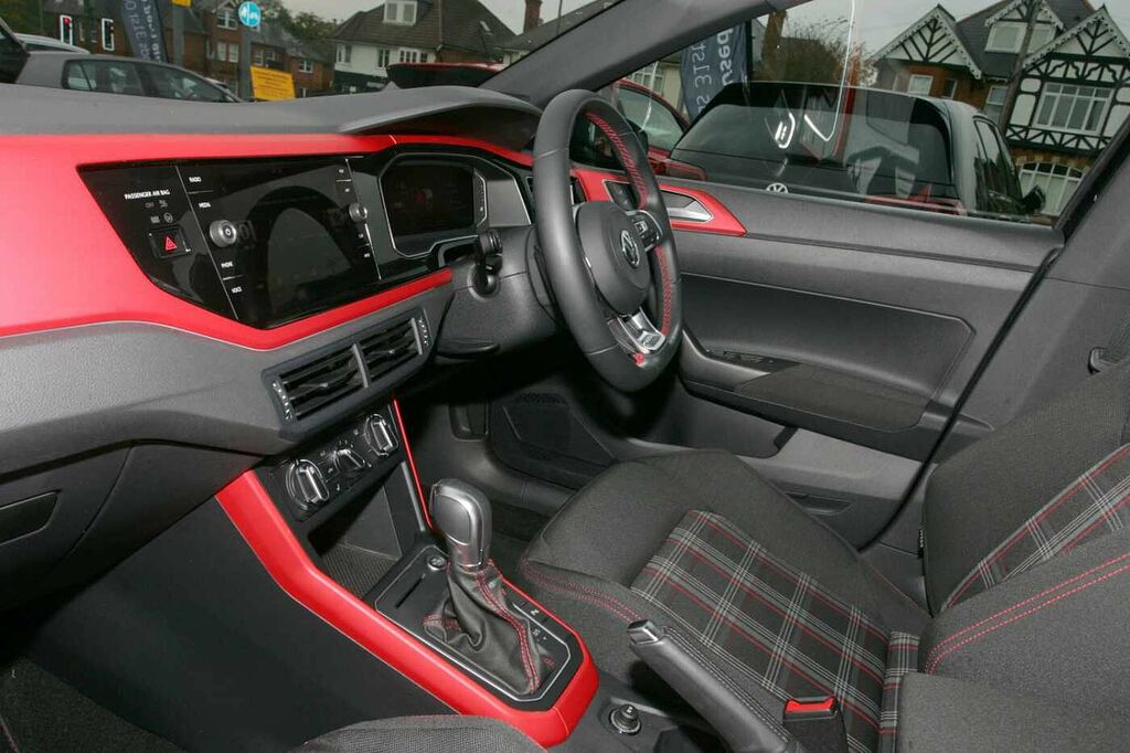Volkswagen Polo 2.0 Tsi Gti Dsg RN19OWW Black #2
