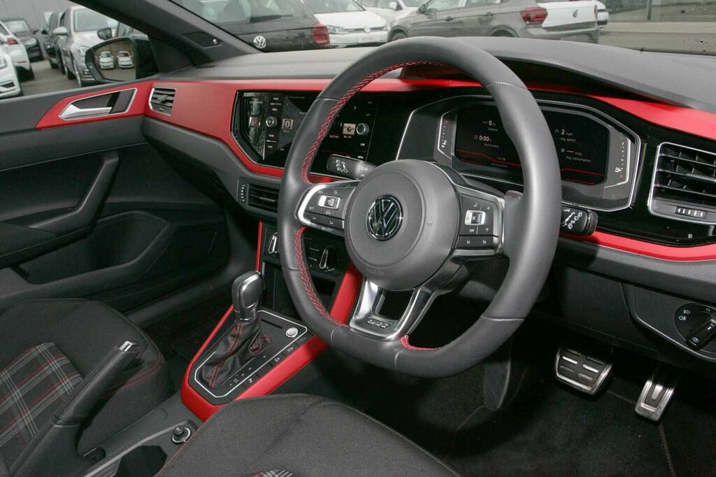 Volkswagen Polo 2.0 Tsi Gti Dsg RN19OWW Black #6
