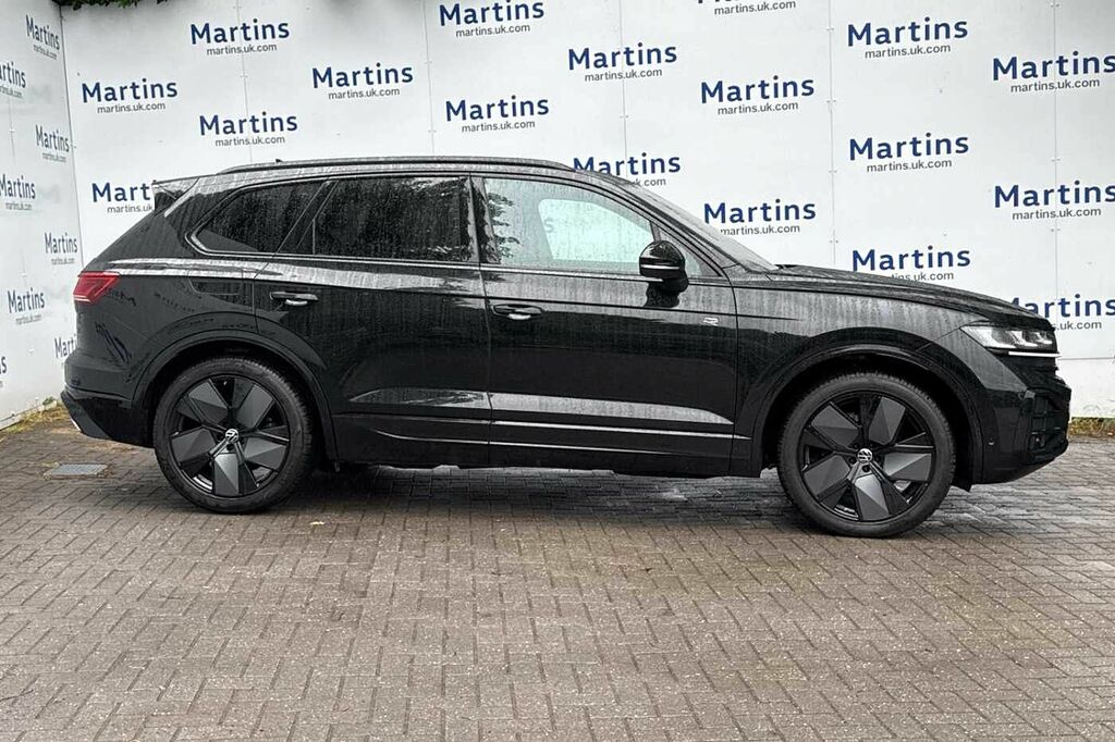 Volkswagen Touareg 3.0 V6 Tdi 4Motion 286 Black Edition Tip RV75TYF Black #4