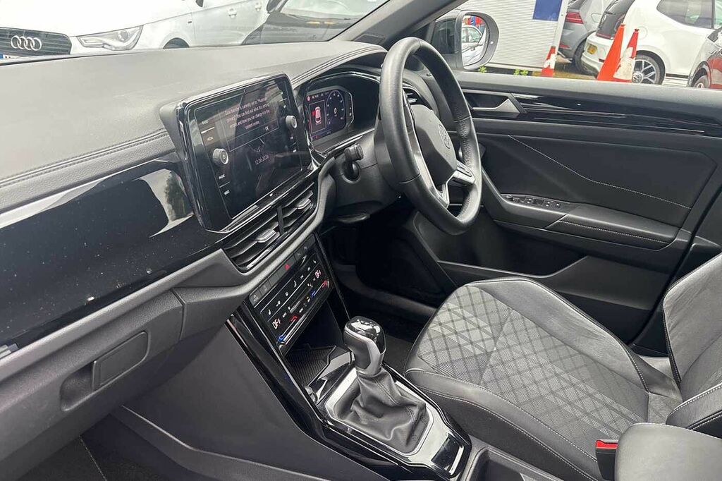 Volkswagen T-Roc 1.5 Tsi R-line Dsg Black Design Pack Rear Ca PN73XDX White #2