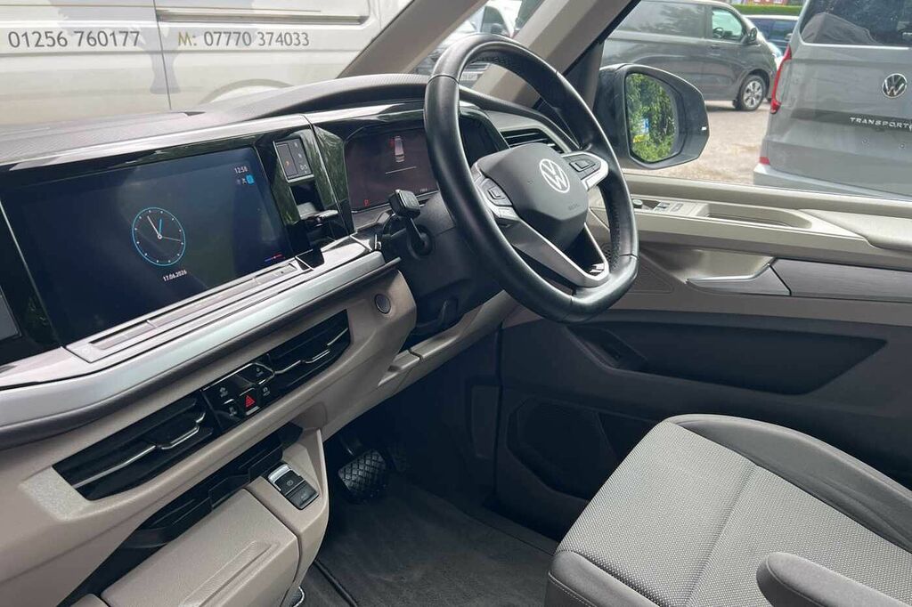 Volkswagen Multivan Life Standard 218 Ps 1.4 Ehybrid 6-Speed Dsg App- Grey #2