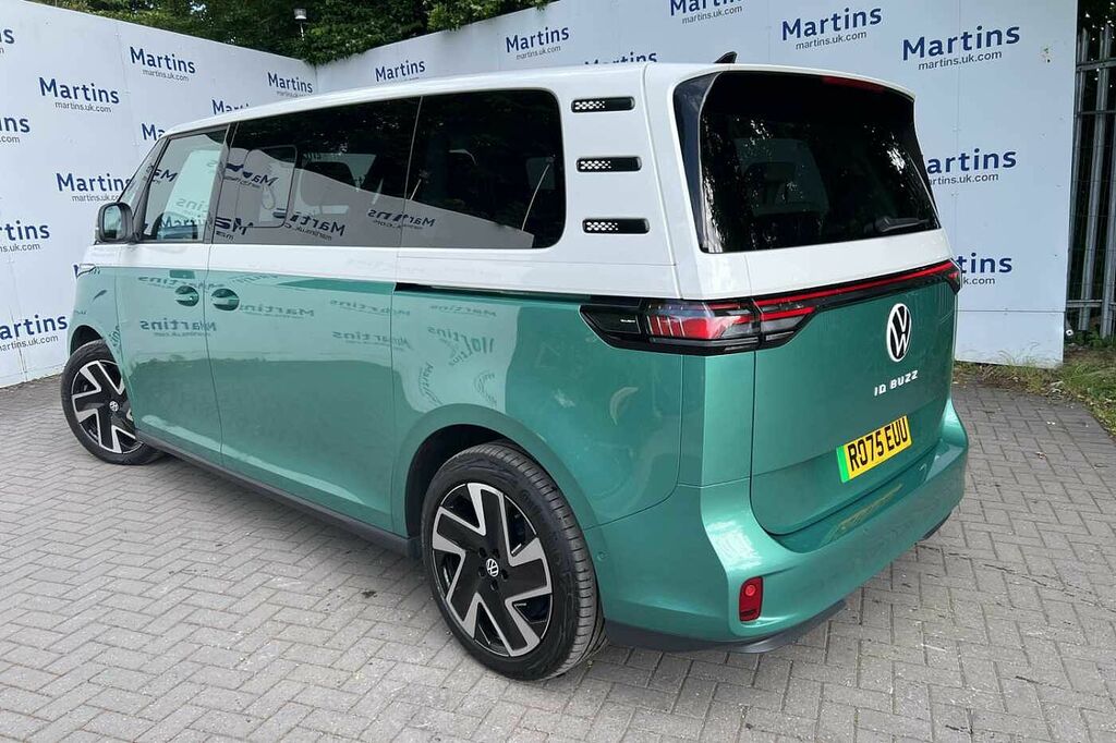 Volkswagen ID.Buzz 210Kw Style Pro 86Kwh Lwb 7 Seat Panoram Green #3