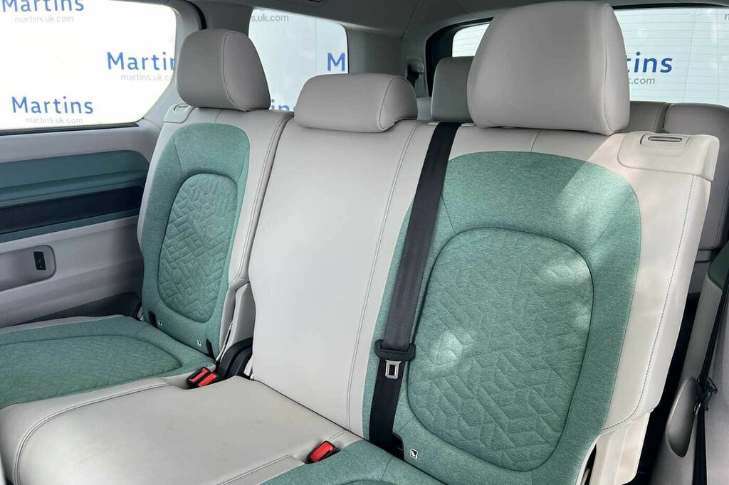 Volkswagen ID.Buzz Pro 79Kwh Style Mpv White #10