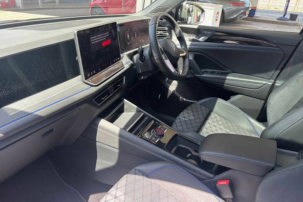 Volkswagen Tiguan 2.0 Tsi 265 4Motion Black Edition Dsg Pano R RF75ETK Grey #2