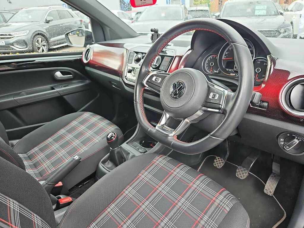 Volkswagen Up 1.0 115Ps Up Gti DA19AYB Black #6