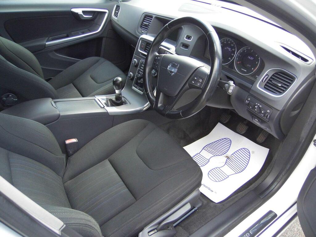 Volvo V60 V60 R-design T4 Black #25