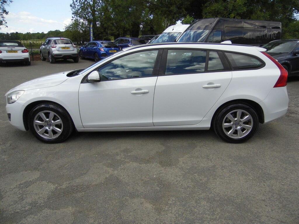 Volvo V60 Estate 1.6D Drive Es Euro 5 Ss 201212 White #5