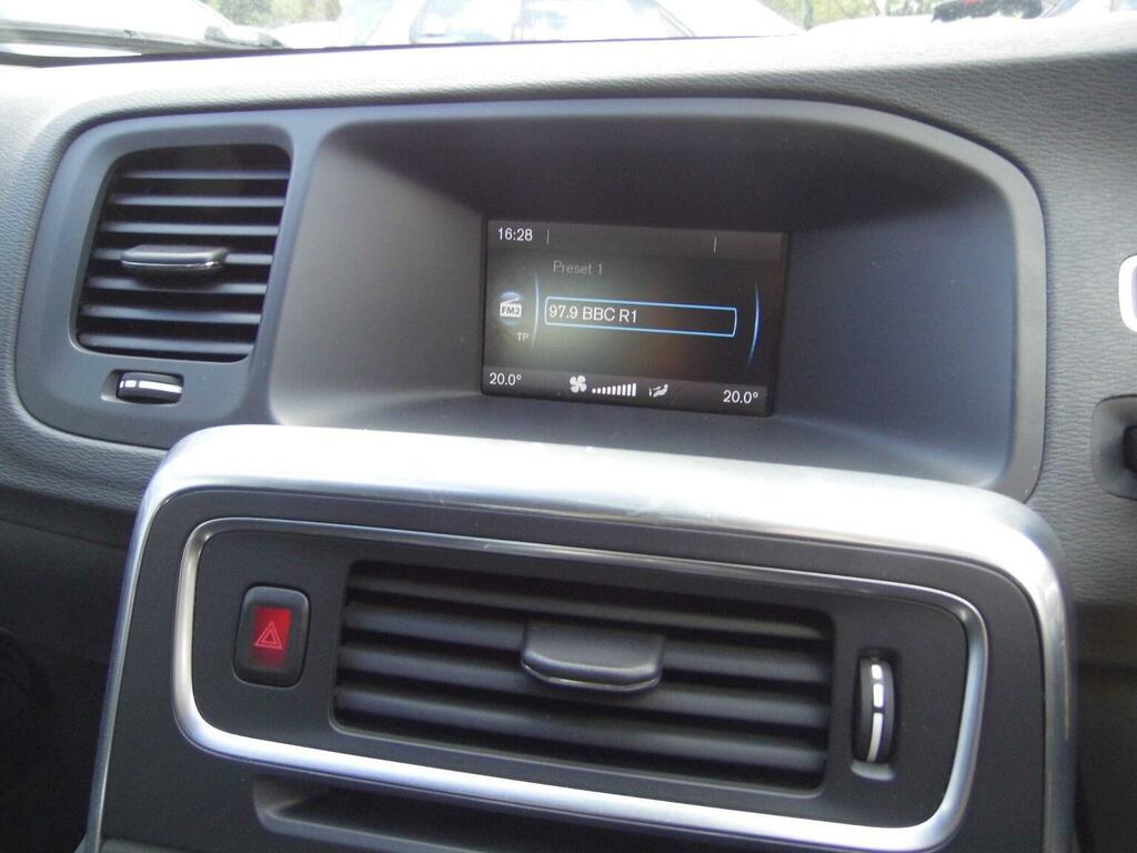 Volvo V60 V60 R-design T4 Black #19