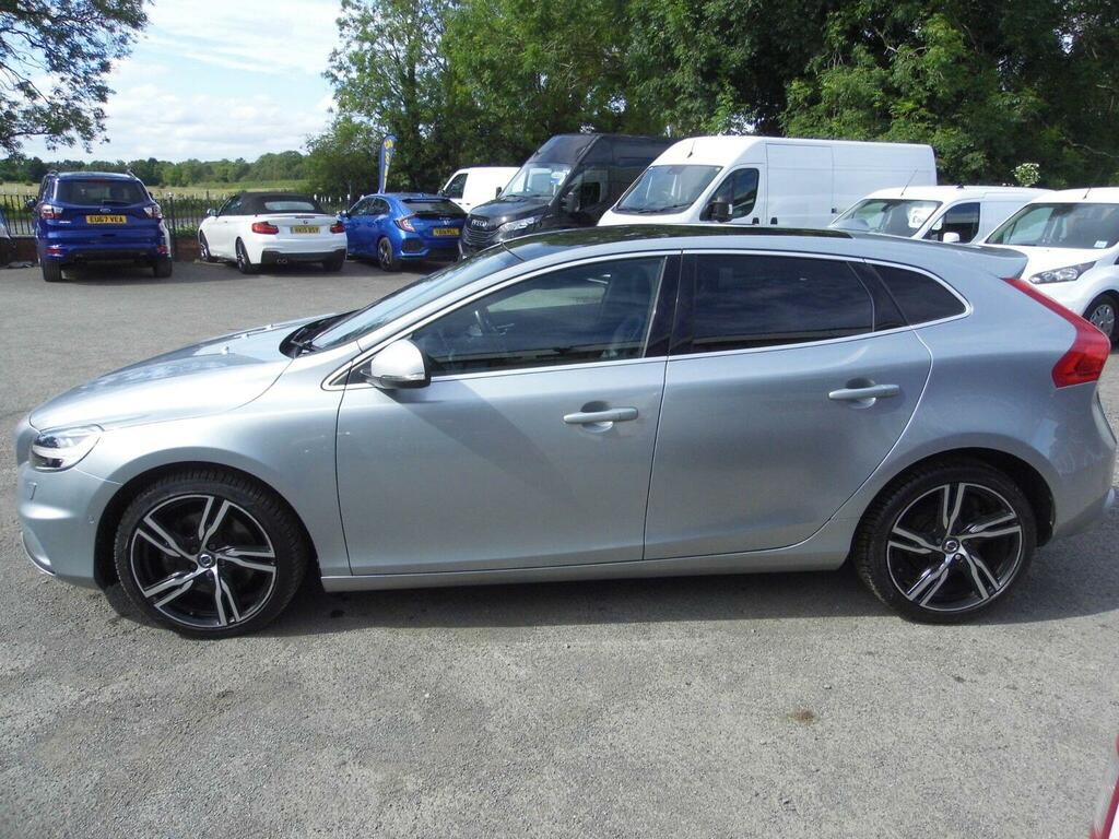 Volvo V40 Hatchback 2.0 D3 R-design Pro Euro 6 Ss 20 KY17ZFG Silver #5