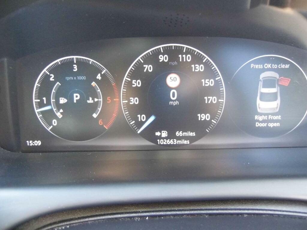 Jaguar XJ 3.0 D V6 Portfolio Silver #31