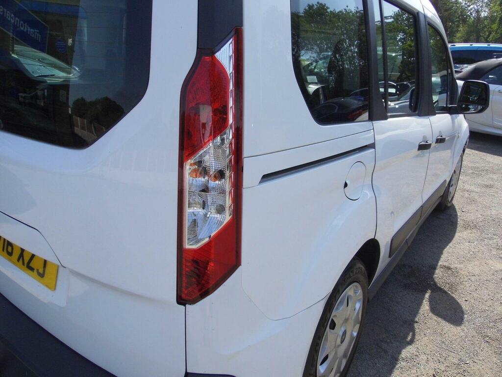 Ford Tourneo Connect Titanium Black #11