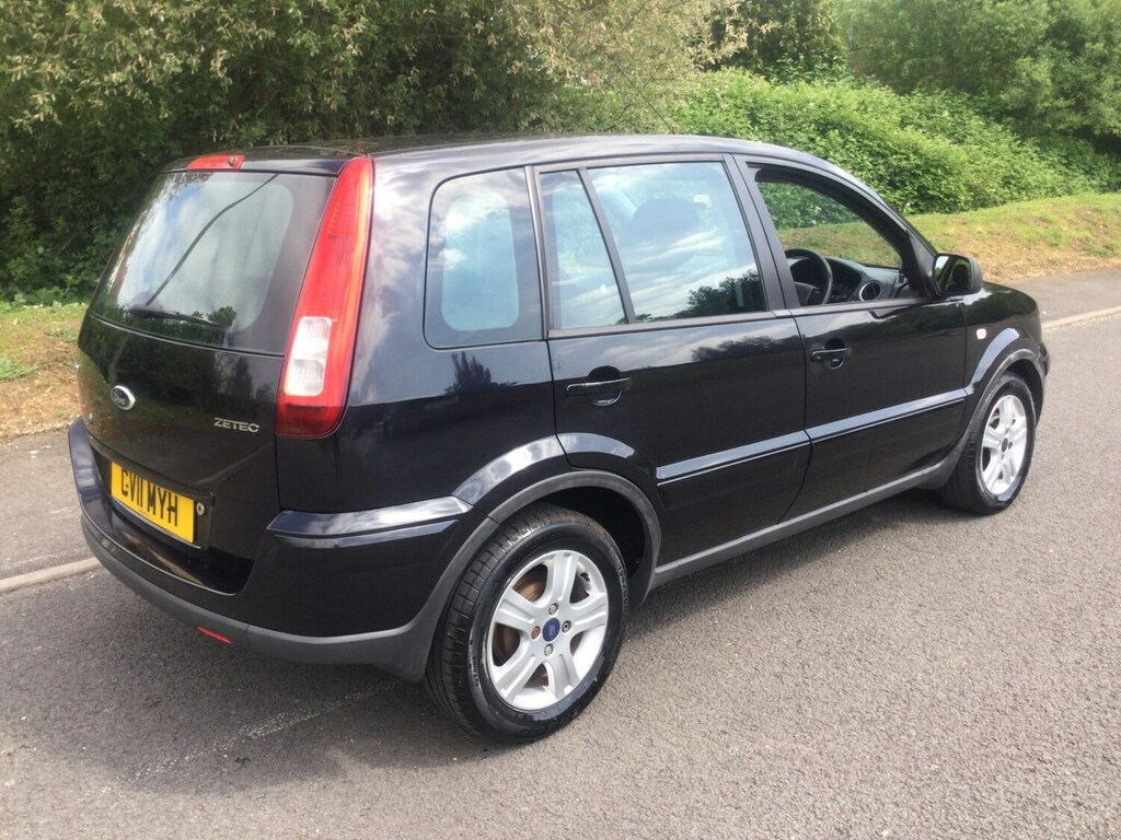 Ford Fusion 1.4 Zetec Black #2
