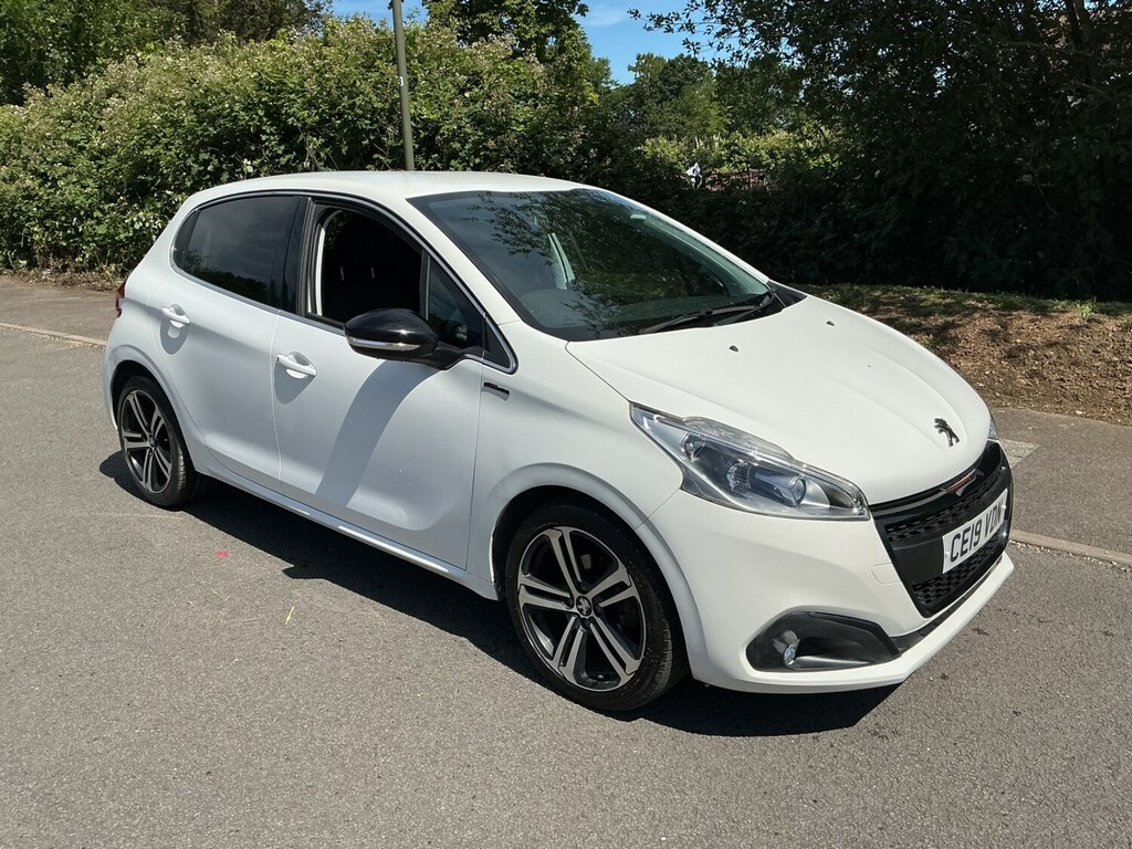 Peugeot 208 1.2 Puretech 110 Gt Line Eat6 White
