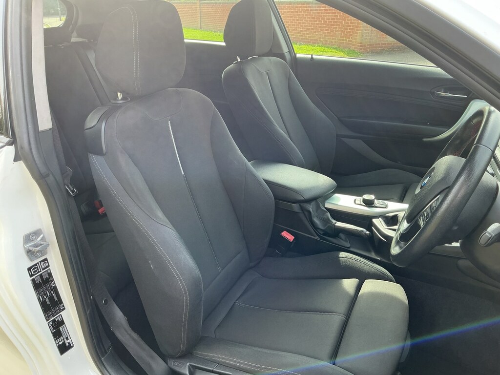BMW 1 Series 116I Sport White #3