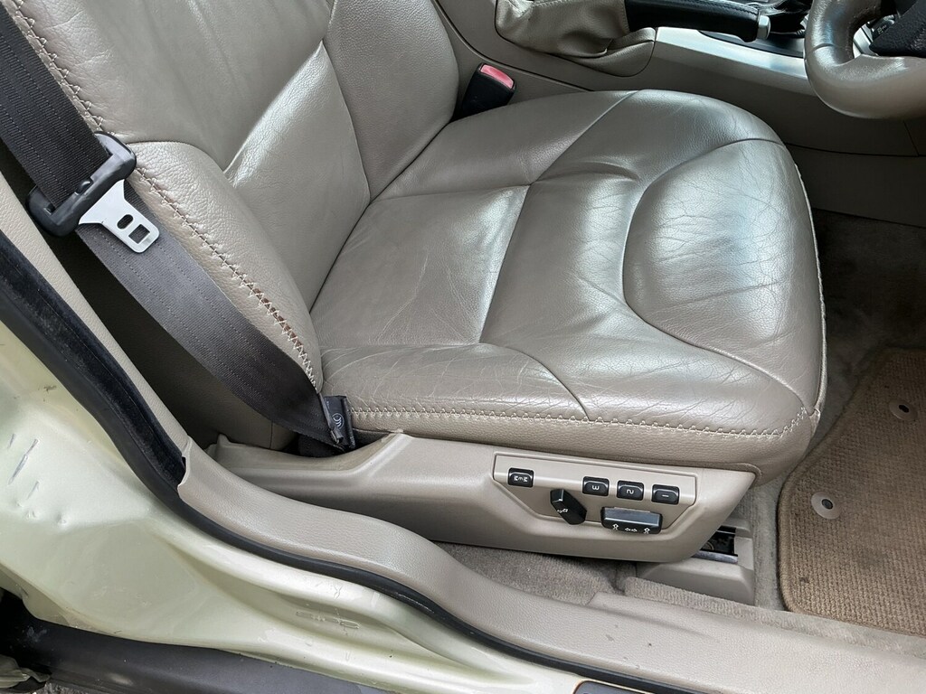 Volvo XC70  Green #14