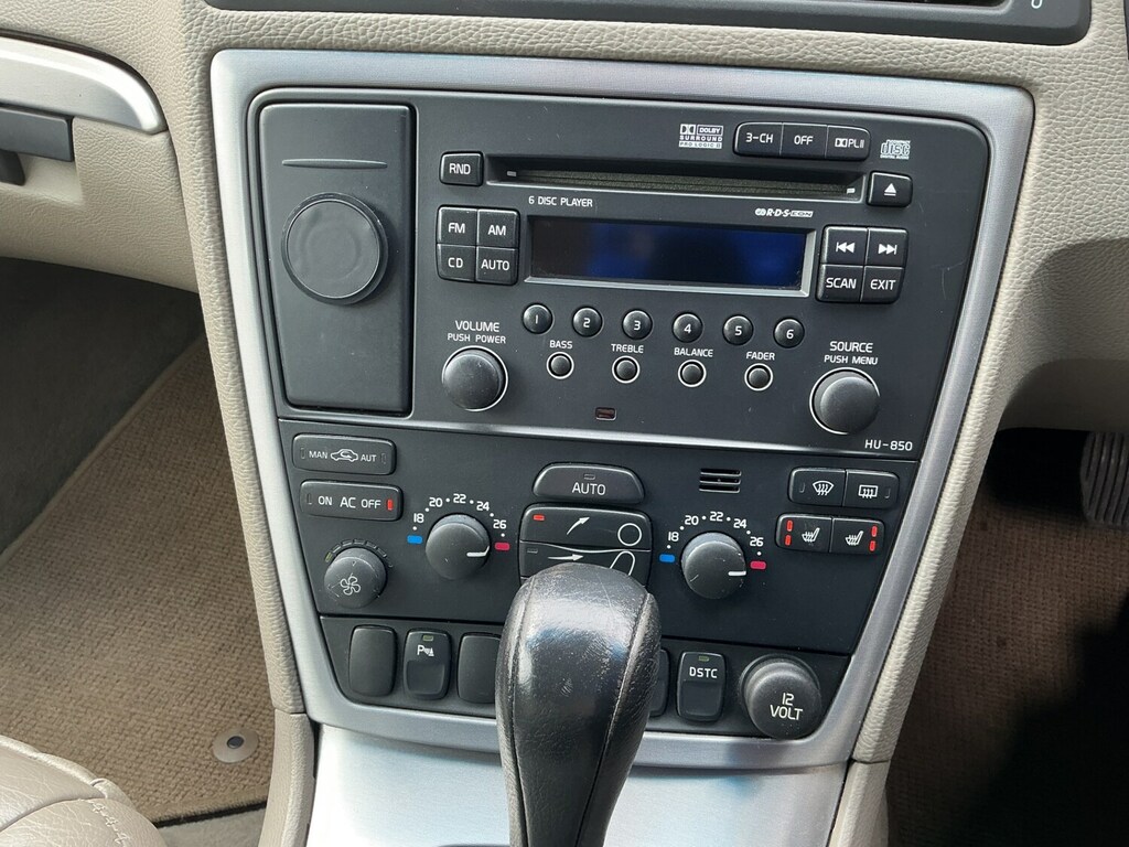 Volvo XC70  Green #11