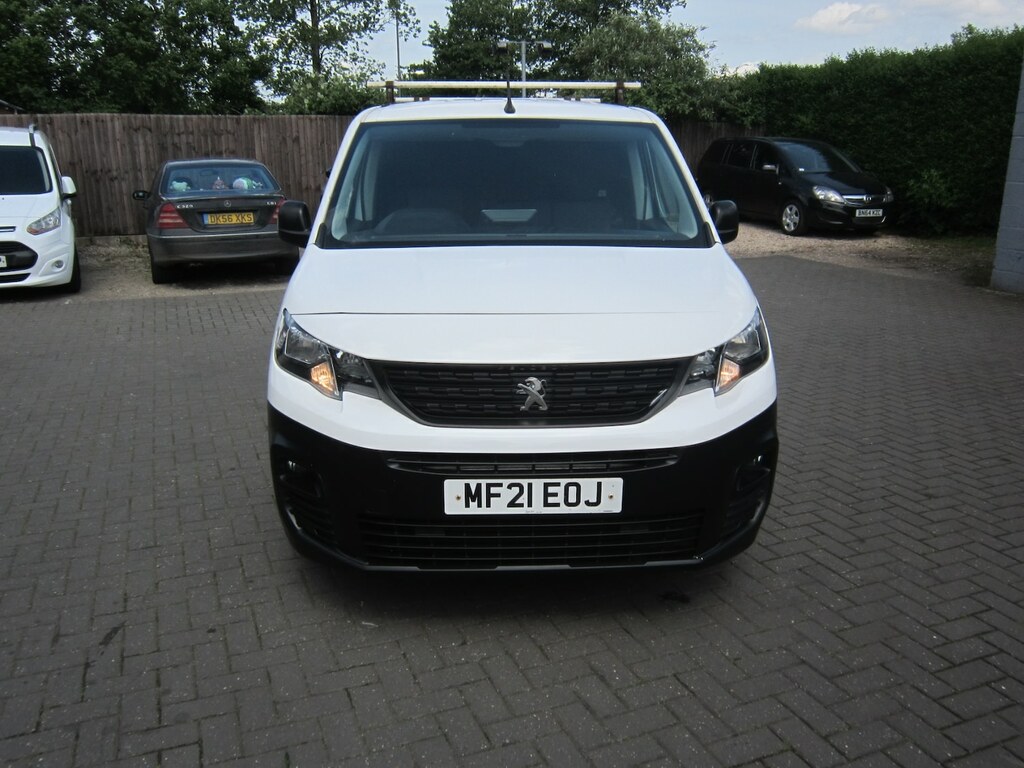 Peugeot Partner 1000 1.5 Bluehdi 100 Professional Van MF21EOJ White #2