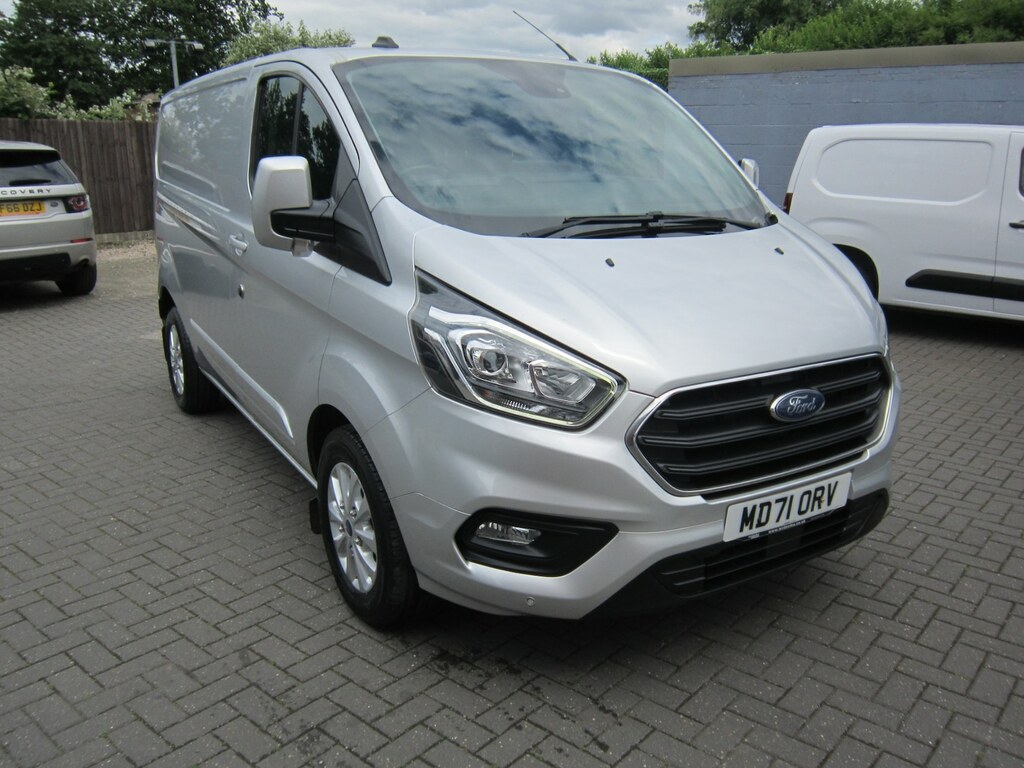 Ford Transit Custom 2.0 Ecoblue 130Ps Low Roof Limited Van Silver