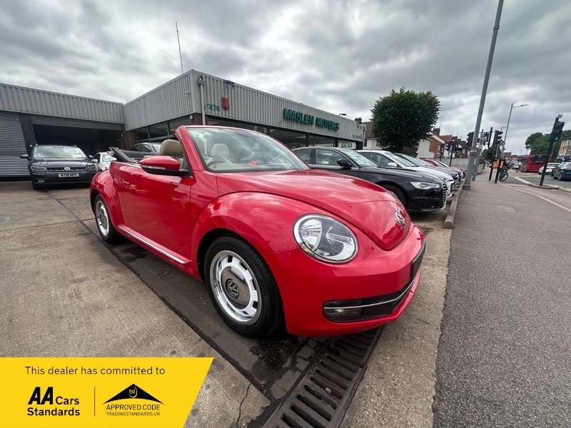 Volkswagen Beetle Design Tsi Bluemotion Convertible Red #3