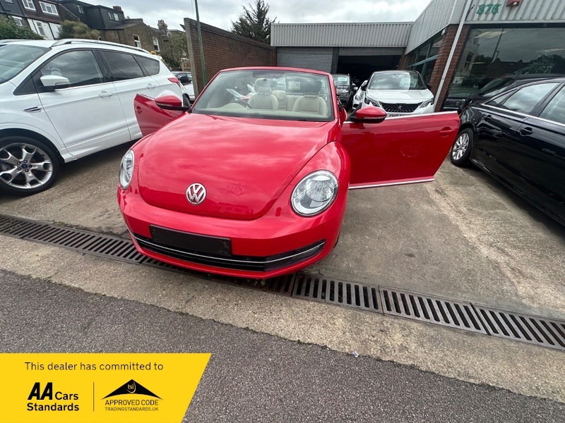 Volkswagen Beetle Design Tsi Bluemotion Convertible Red #5