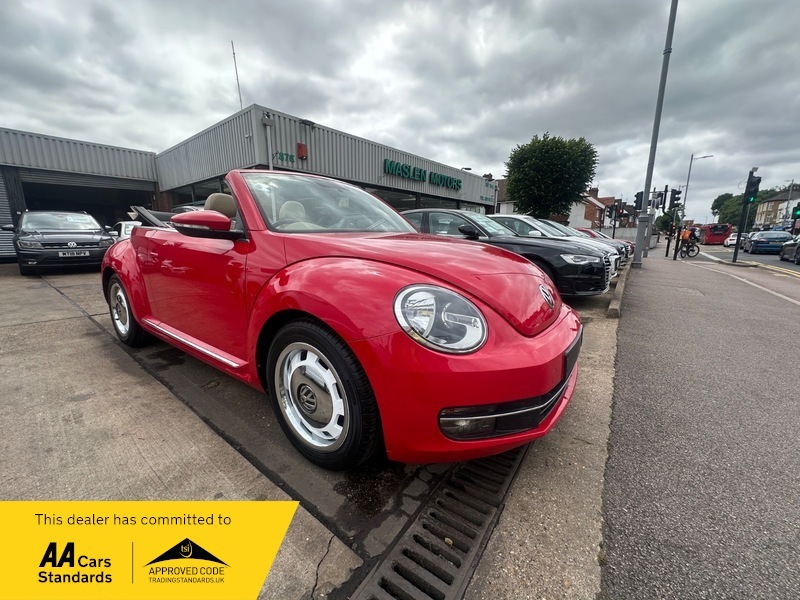 Volkswagen Beetle Design Tsi Bluemotion Convertible Red #2