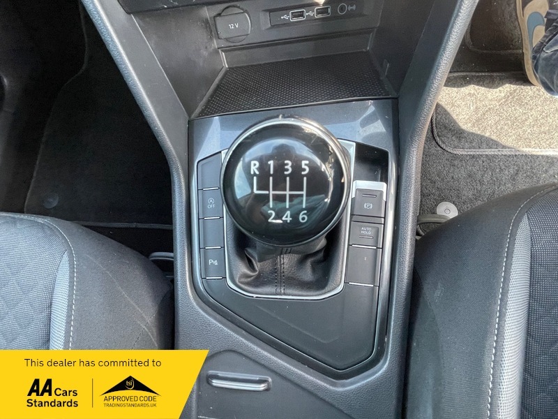 Volkswagen Tiguan 2L Se Navigation White #12