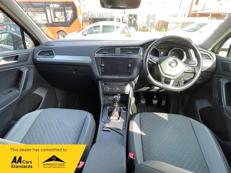 Volkswagen Tiguan 2L Se Navigation White #17