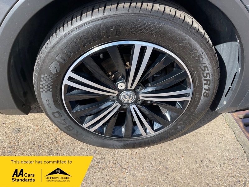 Volkswagen Tiguan 2L Se Navigation White #21