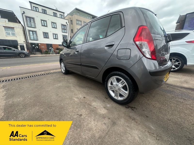 Hyundai I10 Hatchback Silver #11
