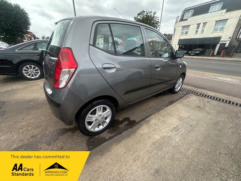 Hyundai I10 Hatchback Silver #20