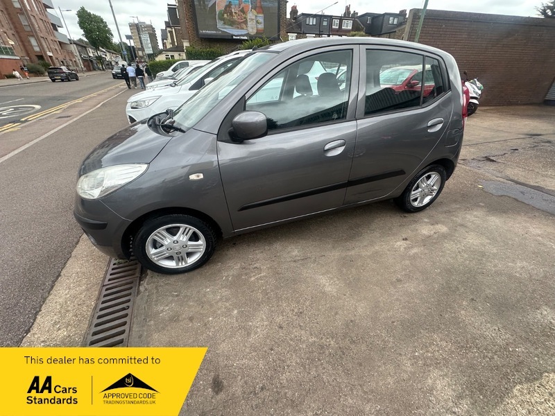 Hyundai I10 Hatchback Silver #7