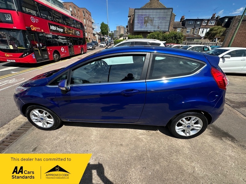 Ford Fiesta Zetec Blue #5