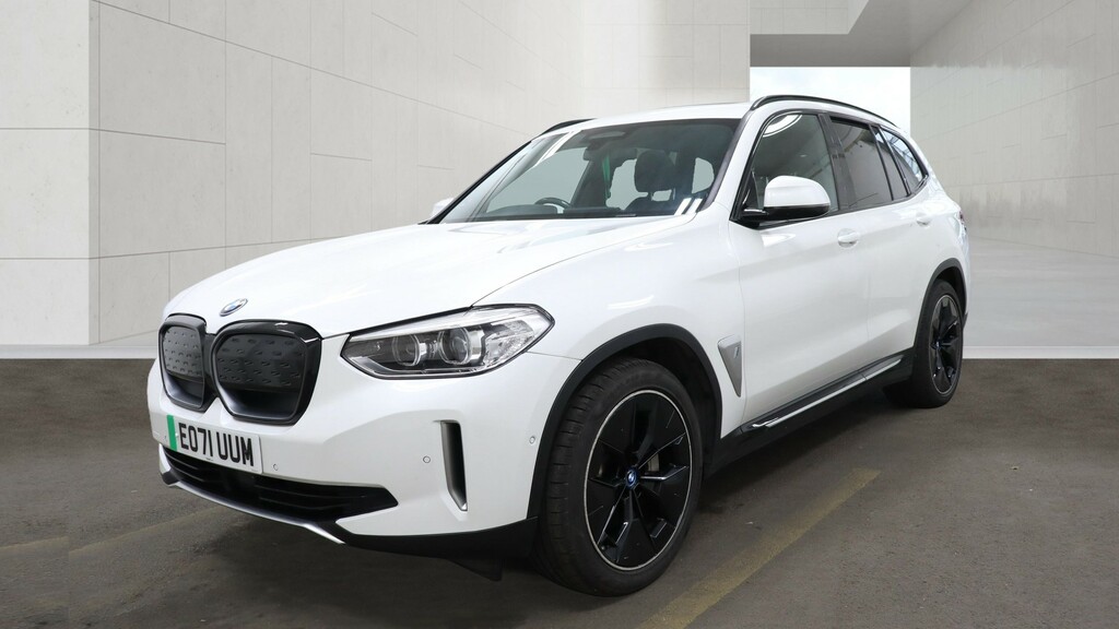 BMW iX3 Premier Edition 
