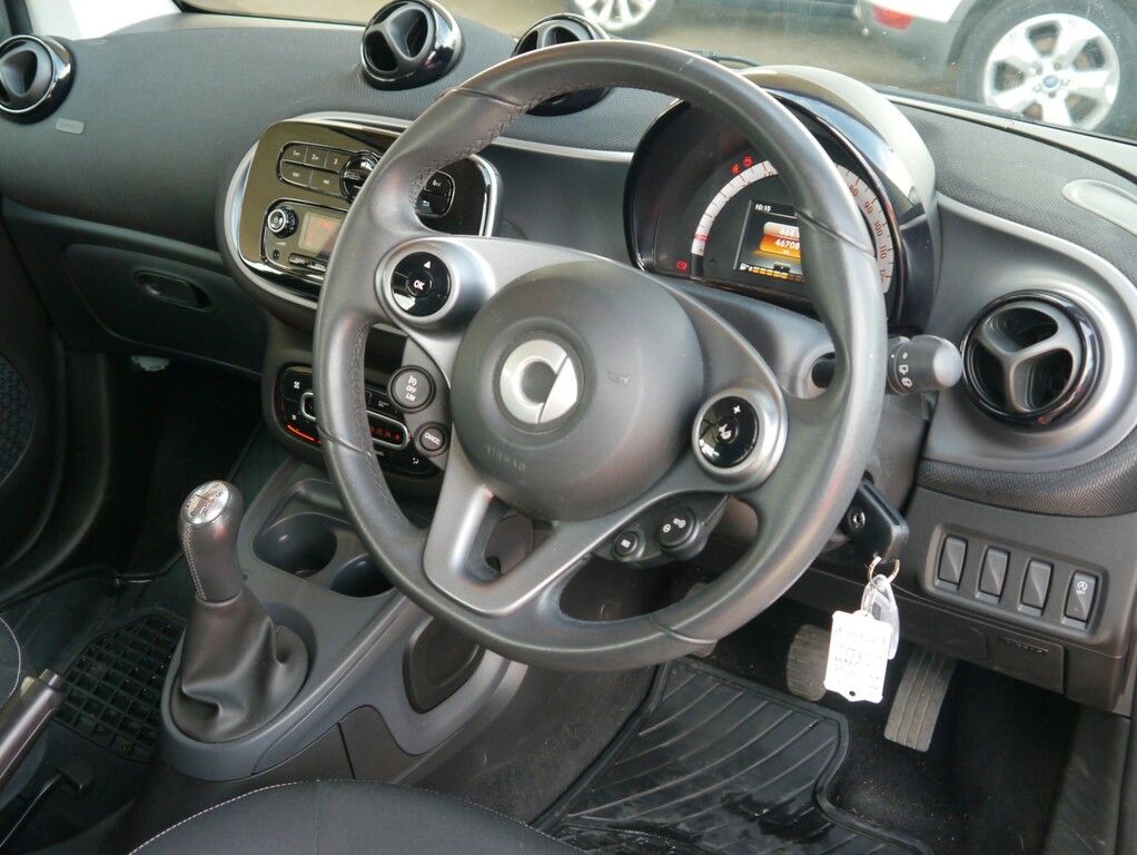 Smart Fortwo Coupe Coupe White #10
