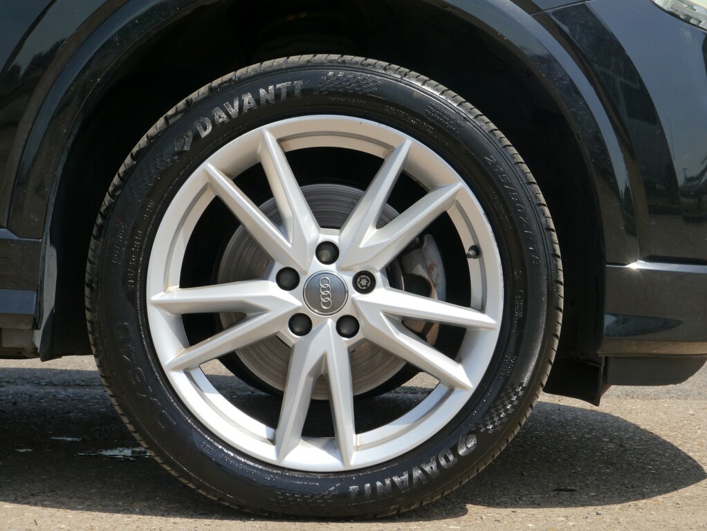 Audi Q2 Tfsi Sport 114 Black #27