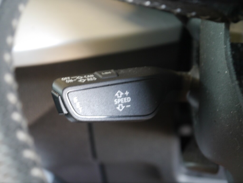 Audi Q2 Tfsi Sport 114 Black #15