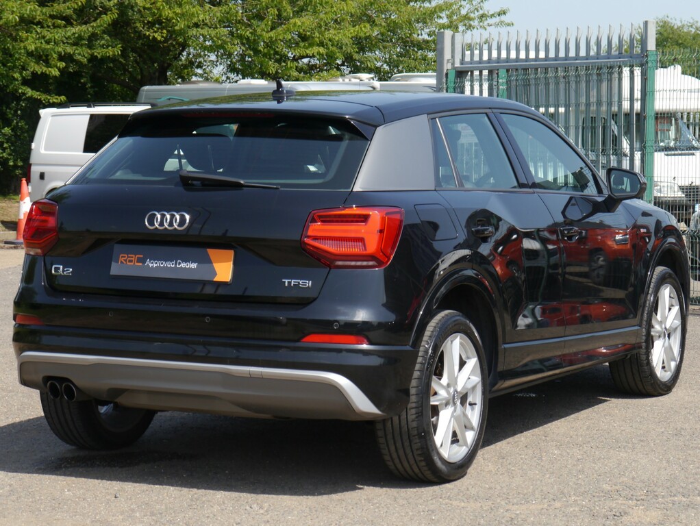 Audi Q2 Tfsi Sport 114 Black #30