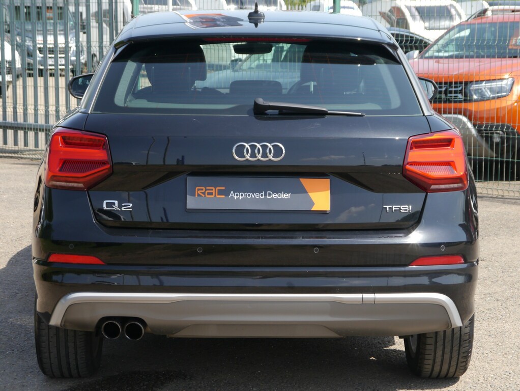Audi Q2 Tfsi Sport 114 Black #32